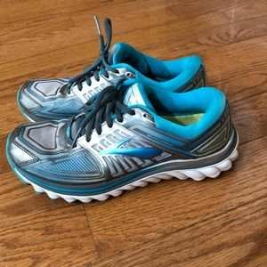Women’s size 8.5 Brooks Glycerin 13 running shoes